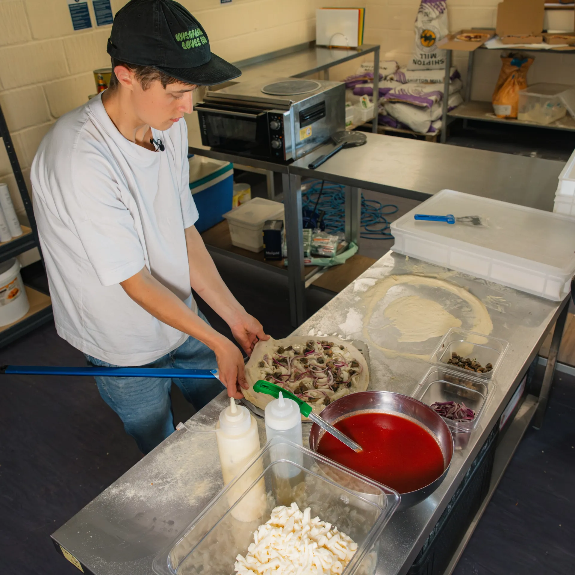 Fornoza wedding pizza catering setup near Hampshire