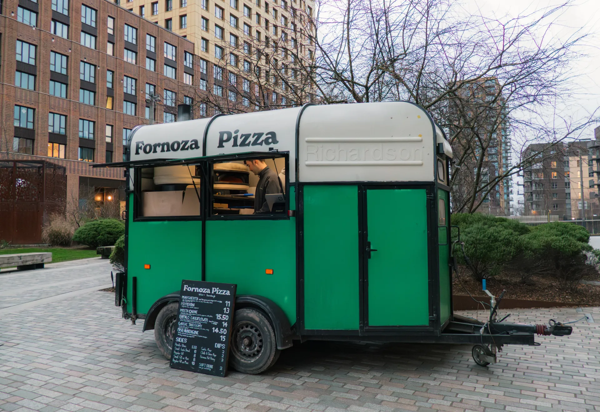Fornoza wedding pizza catering setup near Reading